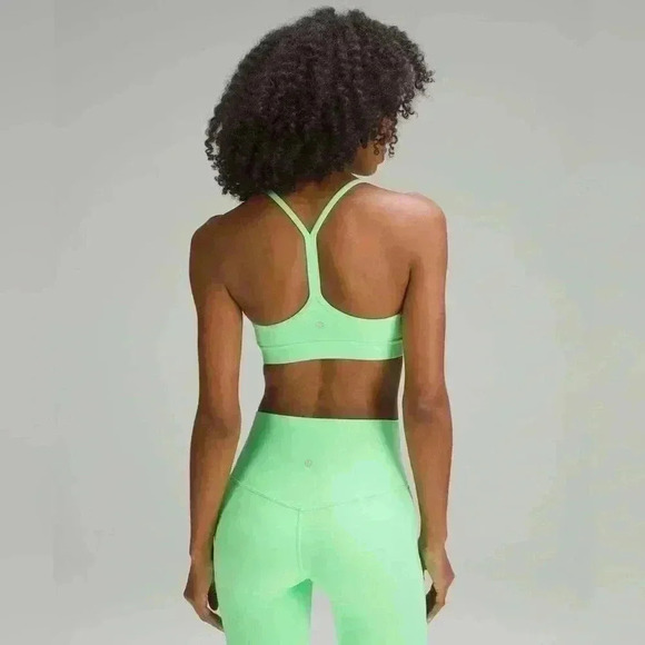 Lulu🍋-Flow Y  Bra Nulu size 8 - Picture 2 of 5